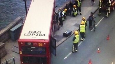 putney bridge incident today