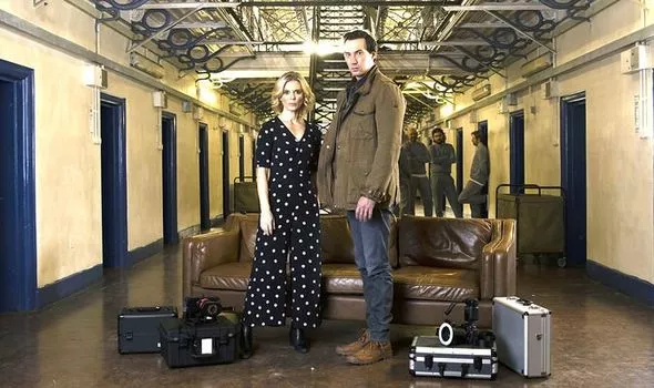 silent witness theme lyrics translation