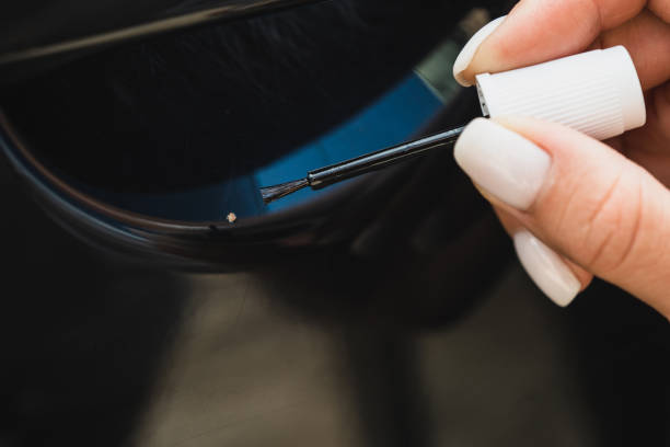 glue for wing mirror