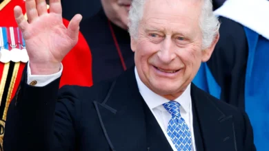 Prince Charles Fingers
