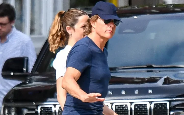 Ana de Armas Tom Cruise